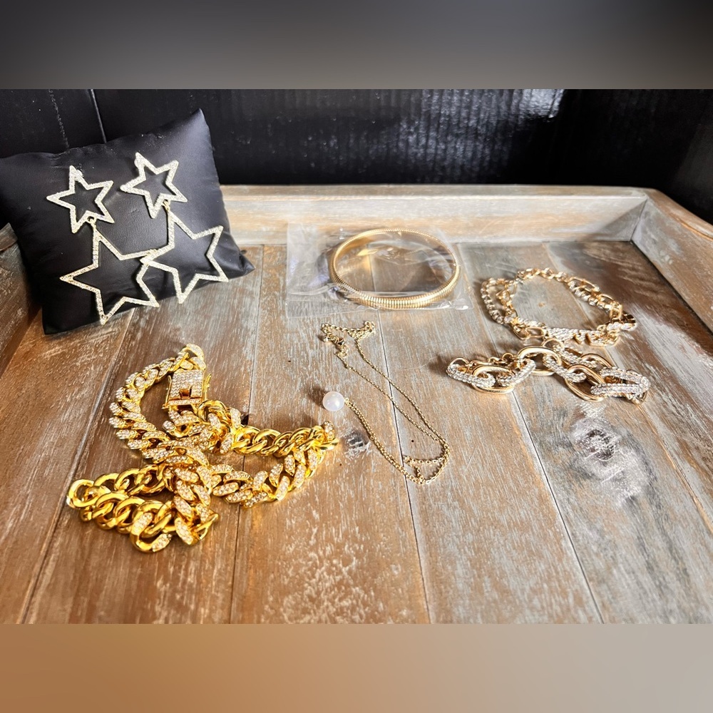 Gold Tone Jewelry Lot